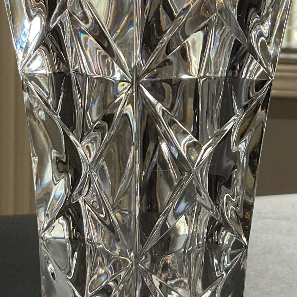 Lead Crystal Vase 7” Tall